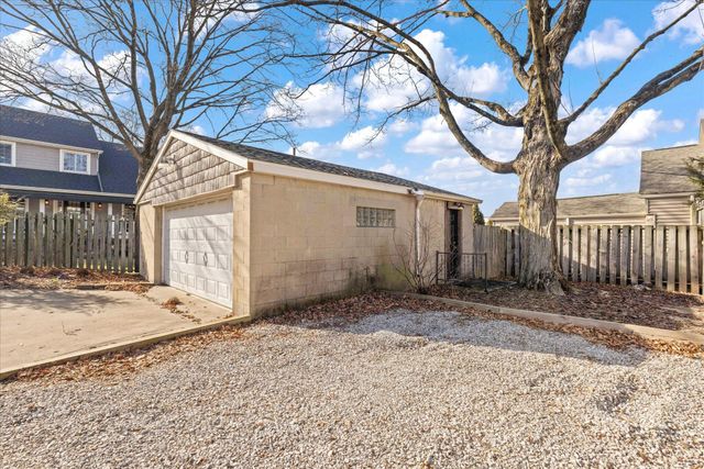 45 E California Avenue, Columbus, OH 43202