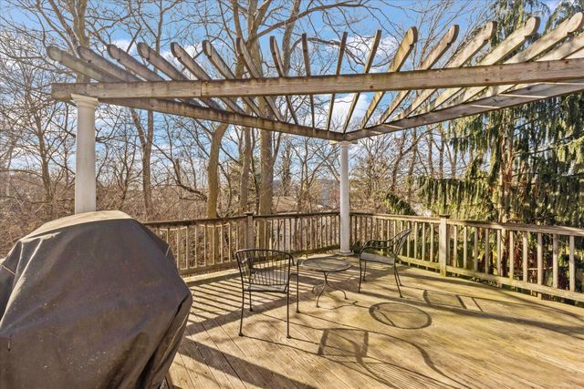 45 E California Avenue, Columbus, OH 43202