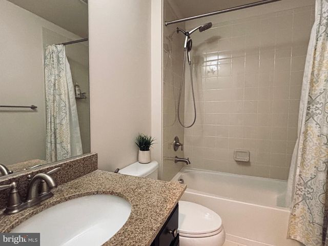 21254 BARLEY HALL TER, Ashburn, VA 20147