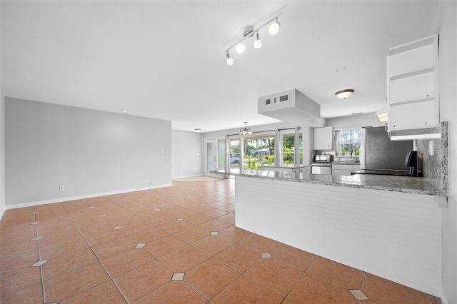 5056 42ND STREET S, St Petersburg, FL 33711
