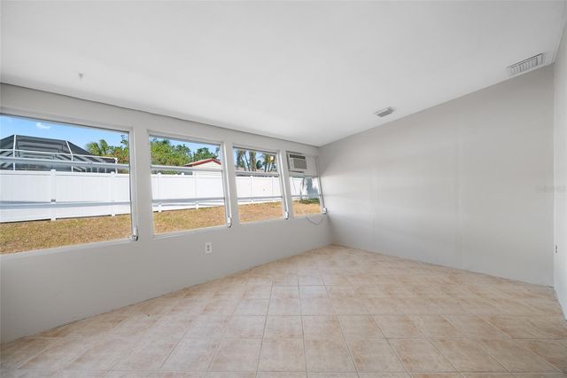 5056 42ND STREET S, St Petersburg, FL 33711