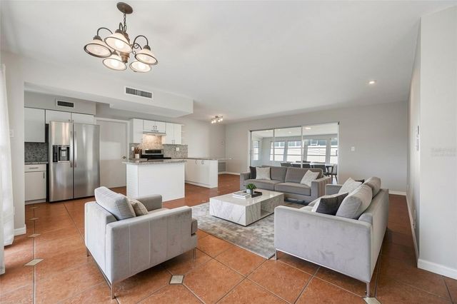 5056 42ND STREET S, St Petersburg, FL 33711