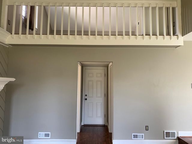 1916 E ZABENKO DR, Wilmington, DE 19808