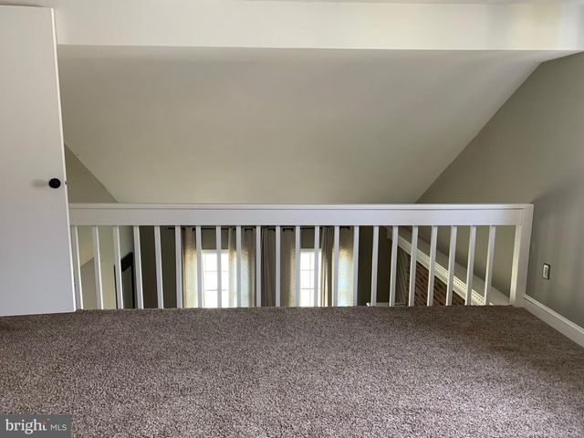 1916 E ZABENKO DR, Wilmington, DE 19808