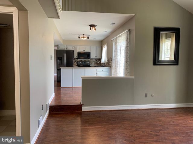 1916 E ZABENKO DR, Wilmington, DE 19808