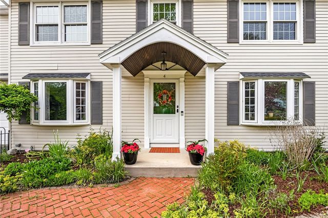 4 Skelby-Moor Lane, Perinton, NY 14450