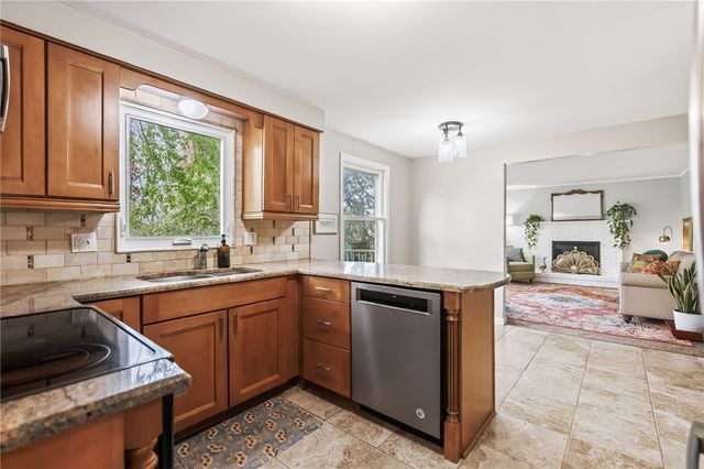 4 Skelby-Moor Lane, Perinton, NY 14450
