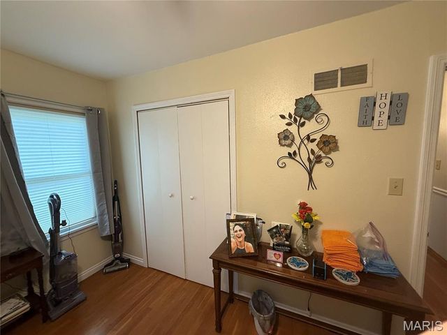 218 Taylor Ave, Farmington, MO 63640