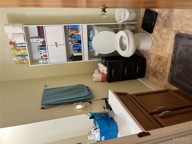 218 Taylor Ave, Farmington, MO 63640