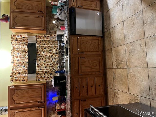 218 Taylor Ave, Farmington, MO 63640