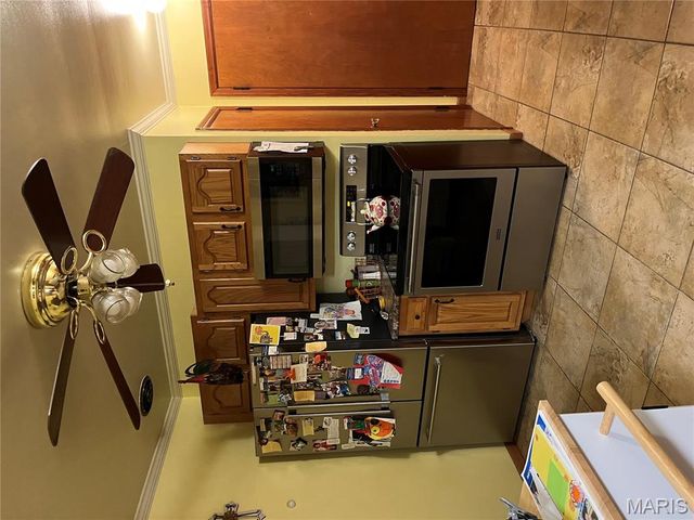 218 Taylor Ave, Farmington, MO 63640