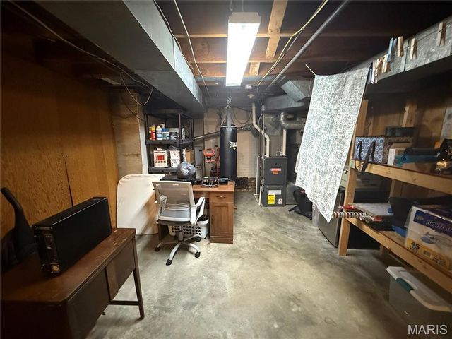 218 Taylor Ave, Farmington, MO 63640