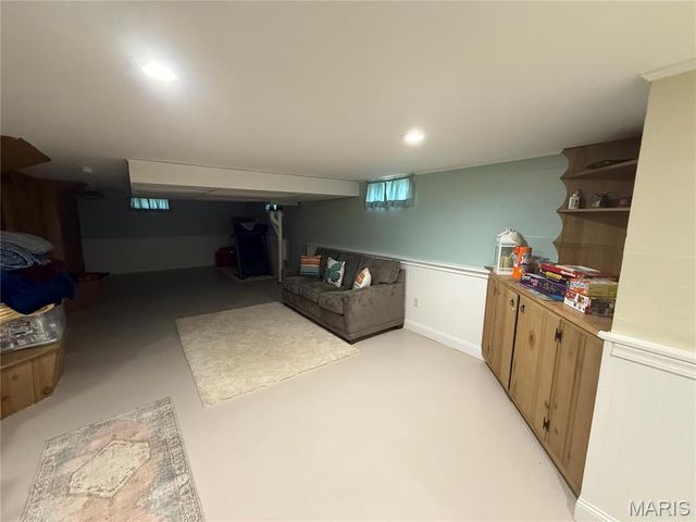 218 Taylor Ave, Farmington, MO 63640