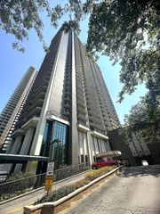 6007 N Sheridan Road 20H, Chicago, IL 60660
