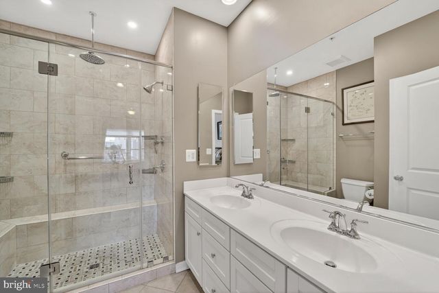 814 3RD ST SE, Washington, DC 20003