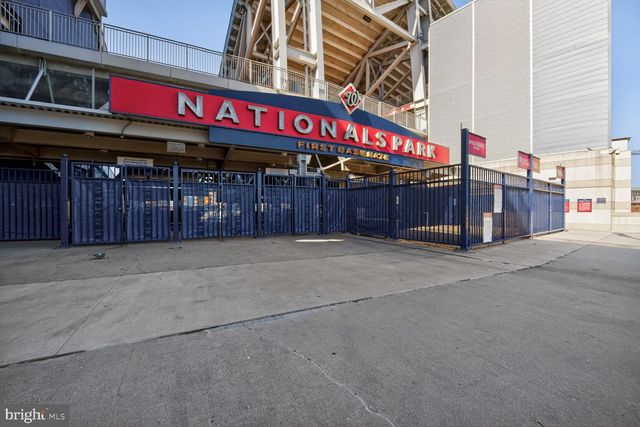 814 3RD ST SE, Washington, DC 20003