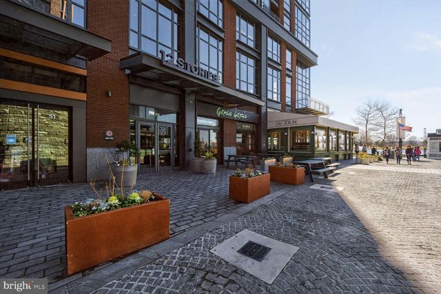 814 3RD ST SE, Washington, DC 20003