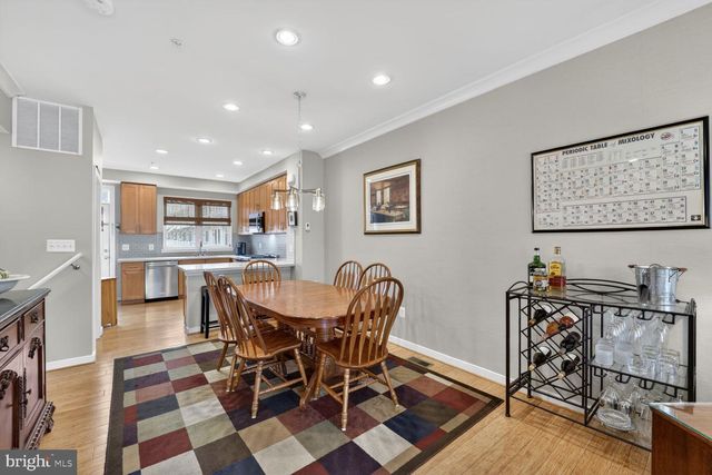 814 3RD ST SE, Washington, DC 20003