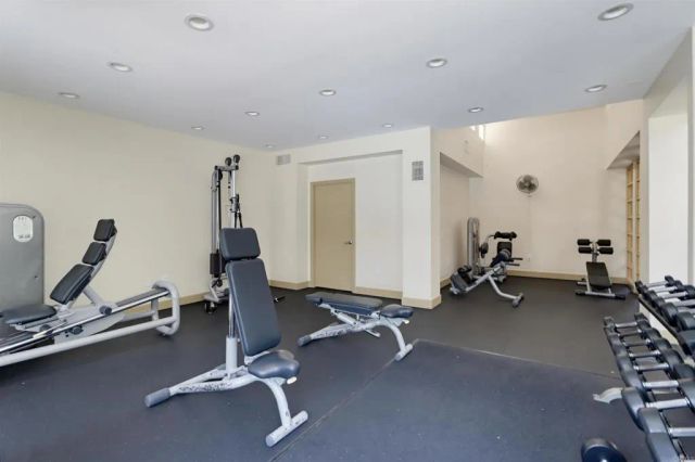 8889 Caminito Plaza Centro 7319, San Diego, CA 92122