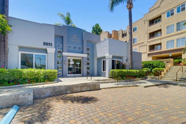 8889 Caminito Plaza Centro 7319, San Diego, CA 92122