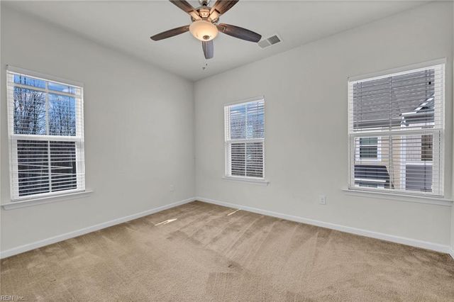 647 Muddy Creek RD, Chesapeake, VA 23324