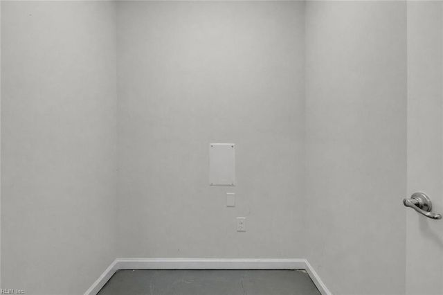 647 Muddy Creek RD, Chesapeake, VA 23324