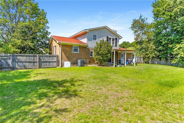 6870 Beaver Stone Drive, Fayetteville, NC 28314
