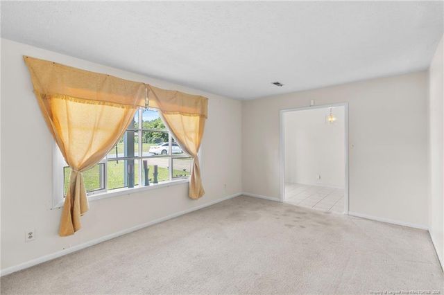 6870 Beaver Stone Drive, Fayetteville, NC 28314