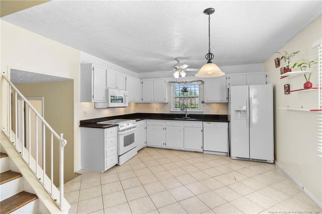 6870 Beaver Stone Drive, Fayetteville, NC 28314