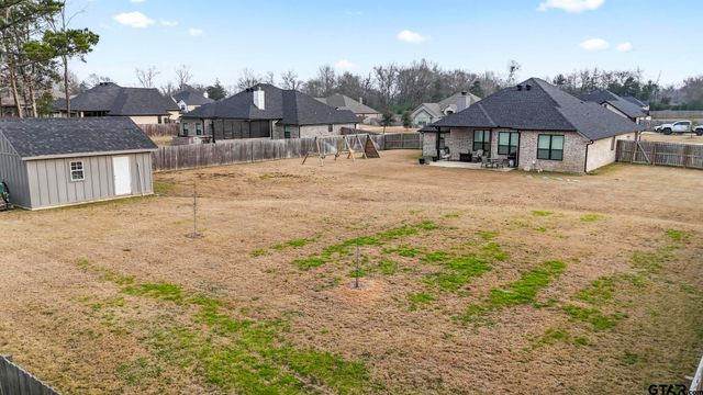 14144 Foxtail Dr, Flint, TX 75762