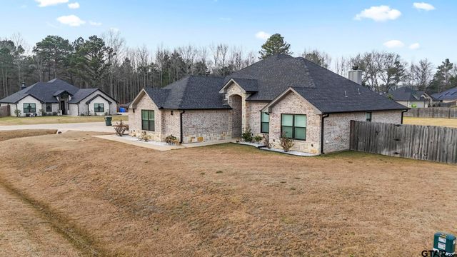 14144 Foxtail Dr, Flint, TX 75762