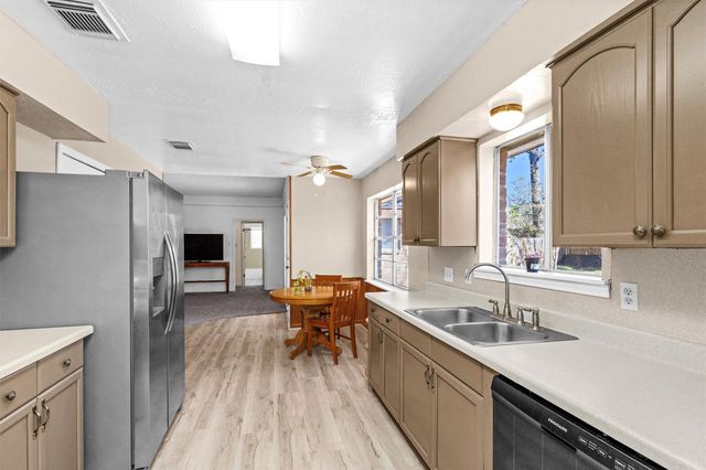 23014 Berry Pine Drive, Spring, TX 77373