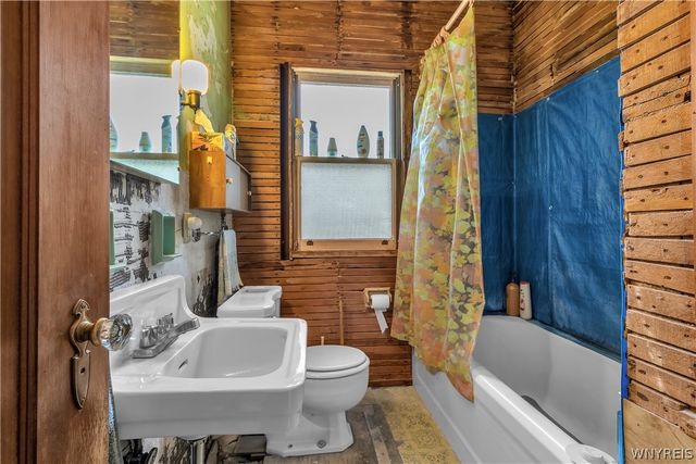 27 Sattler Avenue, Buffalo, NY 14211