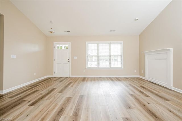 2110 Highfield Park Drive, Winston-salem, NC 27127