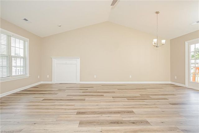 2110 Highfield Park Drive, Winston-salem, NC 27127