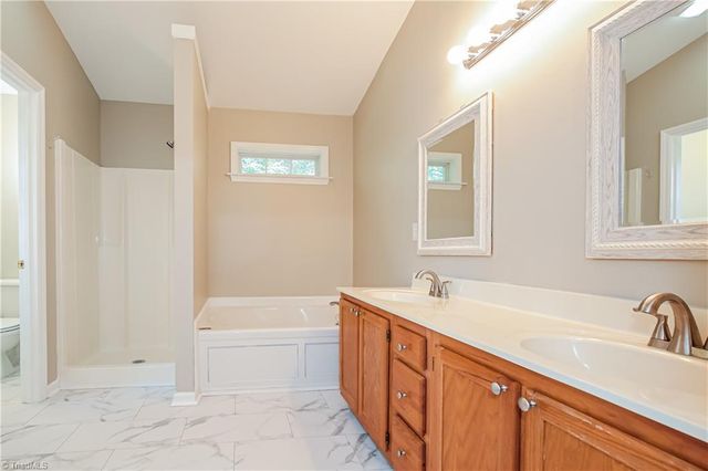 2110 Highfield Park Drive, Winston-salem, NC 27127