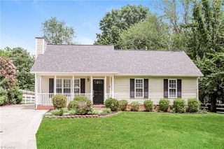 2110 Highfield Park Drive, Winston-salem, NC 27127