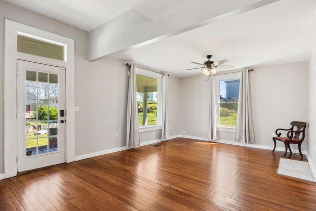1906 Vine Street, Chattanooga, TN 37404