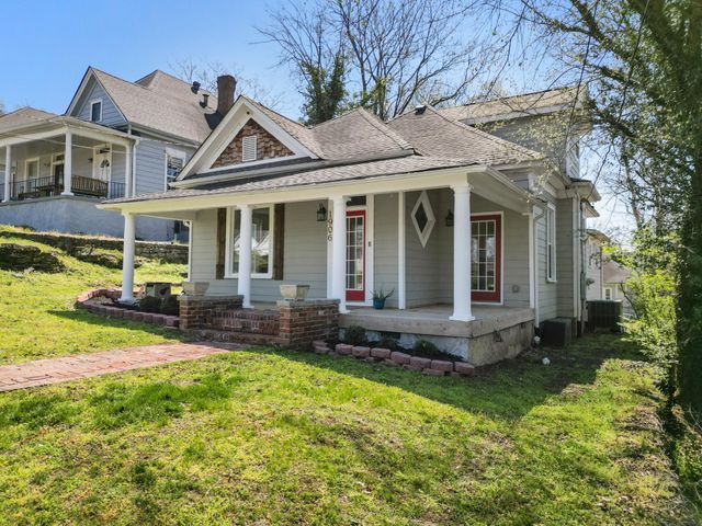 1906 Vine Street, Chattanooga, TN 37404