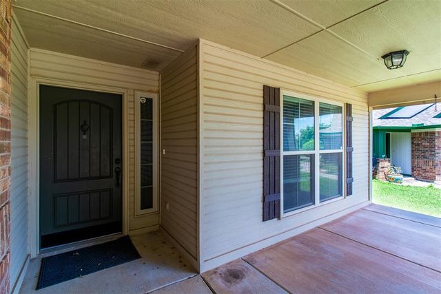 1009 Bear Mountain Drive, Norman, OK 73069