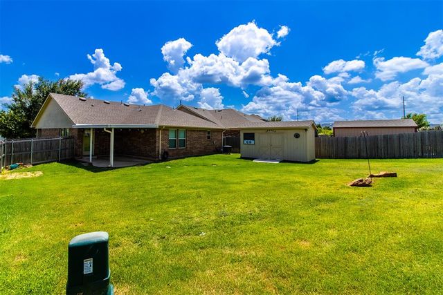 1009 Bear Mountain Drive, Norman, OK 73069