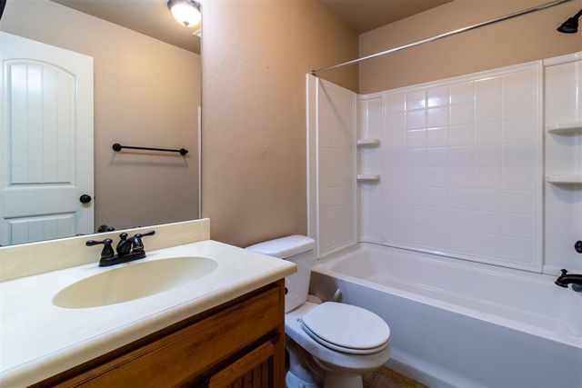 1009 Bear Mountain Drive, Norman, OK 73069