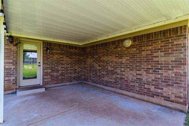 1009 Bear Mountain Drive, Norman, OK 73069