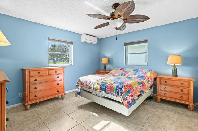 1124 NW 90th Way, Plantation, FL 33322