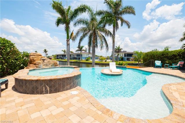 5105 Rutland CT, Cape Coral, FL 33904