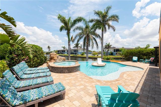 5105 Rutland CT, Cape Coral, FL 33904