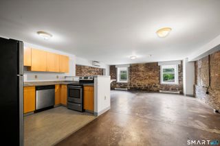 40 Elm Street A, Hartford, CT 06106