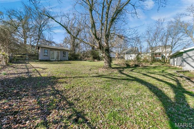 410 S 4th Street, Festus, MO 63028