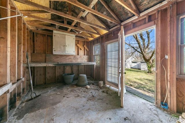 410 S 4th Street, Festus, MO 63028