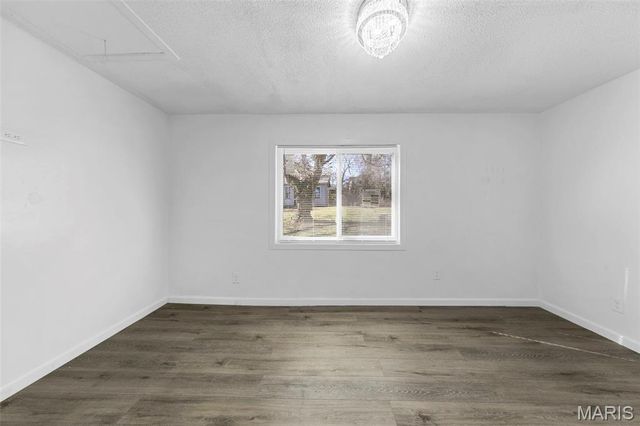 410 S 4th Street, Festus, MO 63028